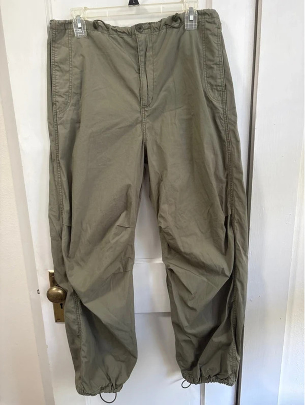 Levi’s pants. US size small but fits like a medium